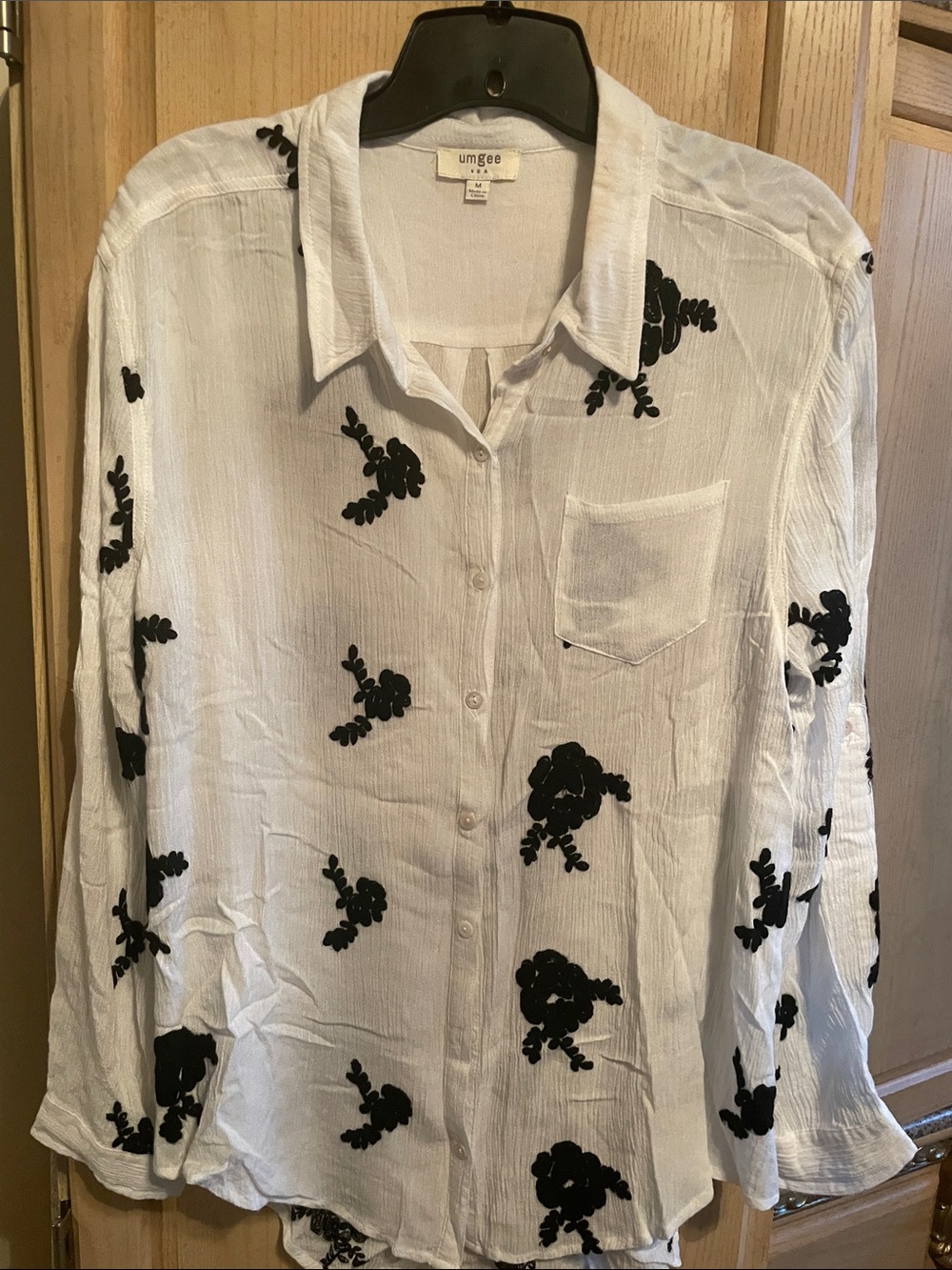 Umgee White Button-Up Shirt with Black Floral Appliqué